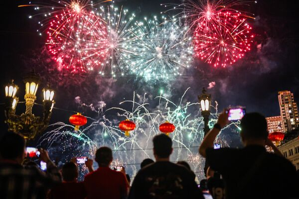 Год Лошади по лунному календарю наступил в мире - яркие фото из разных стран