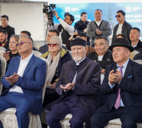 В ТУРКЕСТАНЕ ОТКРЫЛСЯ ЗАВОД ПО ПРОИЗВОДСТВУ ПОЛИЭТИЛЕНОВОЙ УПАКОВКИ И СКОТЧА