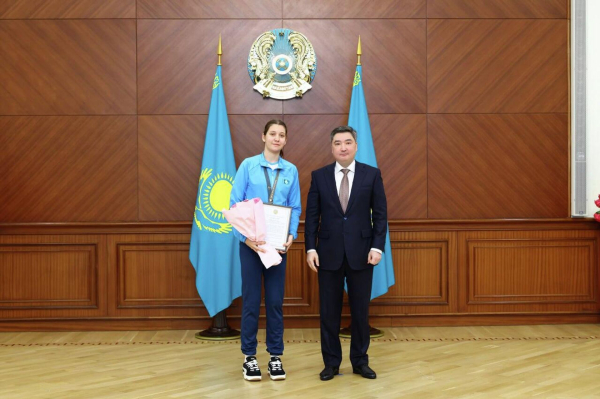 Чемпионке Сурдлимпийских игр Фаине Мейрмановой подарили квартиру в Усть-Каменогорске