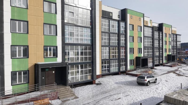 В Акмолинской области социально уязвимым категориям граждан вручены ключи от новых квартир