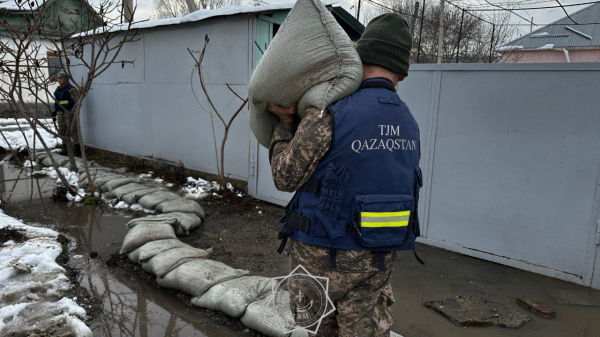 
В Таразе после снегопада готовятся к паводкам
