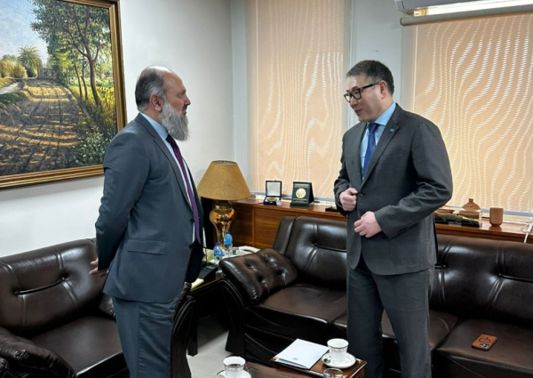 Казахстан и Пакистан нацелились на торговлю в 1 млрд долларов