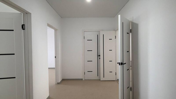 В Акмолинской области социально уязвимым категориям граждан вручены ключи от новых квартир