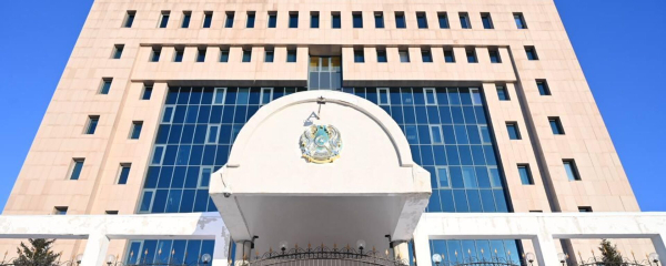 Наблюдатели от СНГ на конституционном референдуме посетили избиркомы Алматы и Караганды