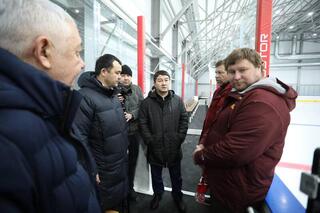 Нурдаулет Килыбай ознакомился с ходом строительства нового ледового дворца в Актау
