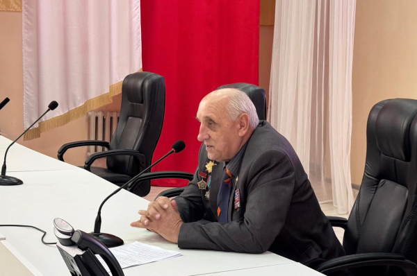 Гвардейцы встретились с ветераном афганской войны в Шымкенте