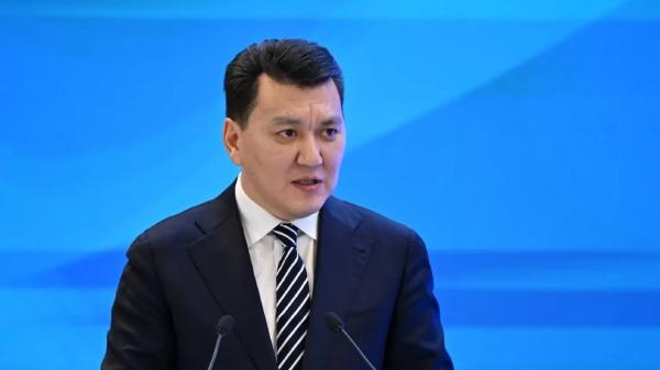 Новая Конституция отвечает на ключевой вопрос: куда страна идёт и каким будет Казахстан в будущем – Карин
Новая Конституция отвечает на ключевой вопрос: куда страна идёт и каким будет Казахстан в будущем – Карин