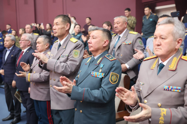 В Астане почтили память воинов батальона с таджикско-афганской границы В Астане почтили память воинов батальона с таджикско-афганской границы