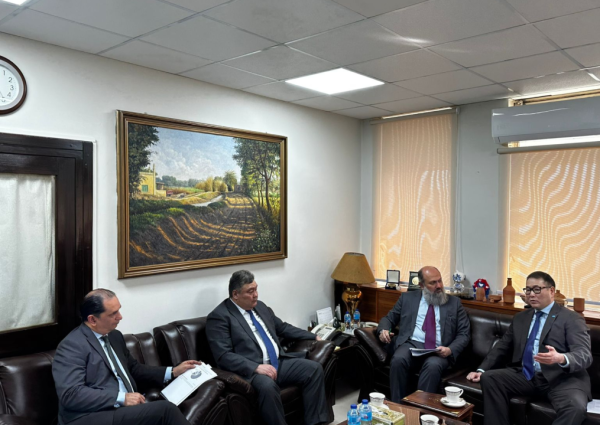 Казахстан и Пакистан нацелились на торговлю в 1 млрд долларов