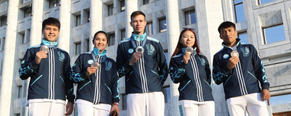 Чемпионке Сурдлимпийских игр Фаине Мейрмановой подарили квартиру в Усть-Каменогорске