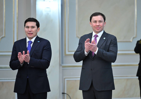 
"Успех исторического значения". Касым-Жомарт Токаев наградил Михаила Шайдорова
