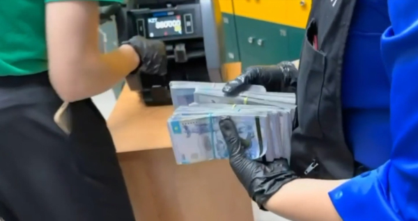 1,8 миллиарда на процентах: в СКО под суд отправили «теневого банкира» 1,8 миллиарда на процентах: в СКО под суд отправили «теневого банкира»