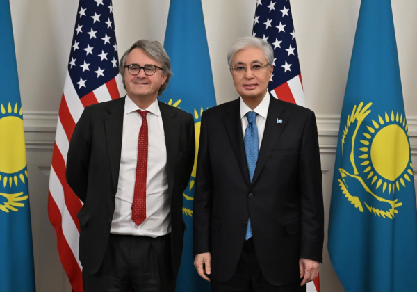 
Президент провёл встречи с руководством Boeing, Mars и Ashmore Group
