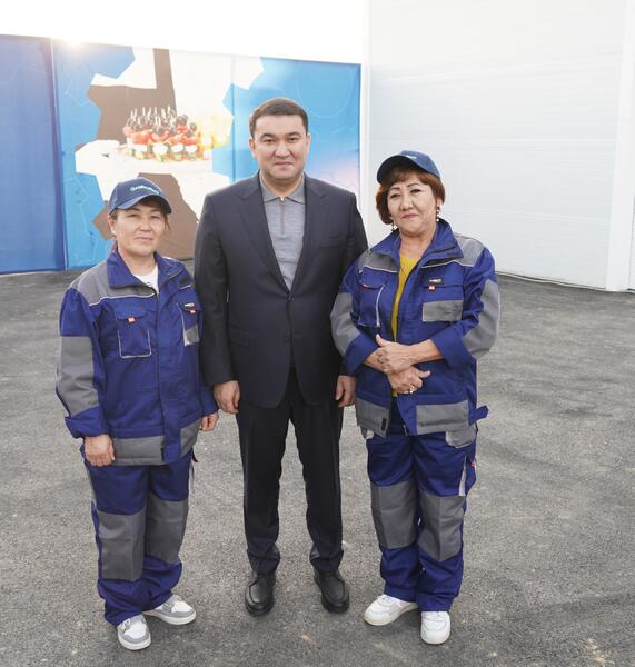 В ТУРКЕСТАНЕ ОТКРЫЛСЯ ЗАВОД ПО ПРОИЗВОДСТВУ ПОЛИЭТИЛЕНОВОЙ УПАКОВКИ И СКОТЧА