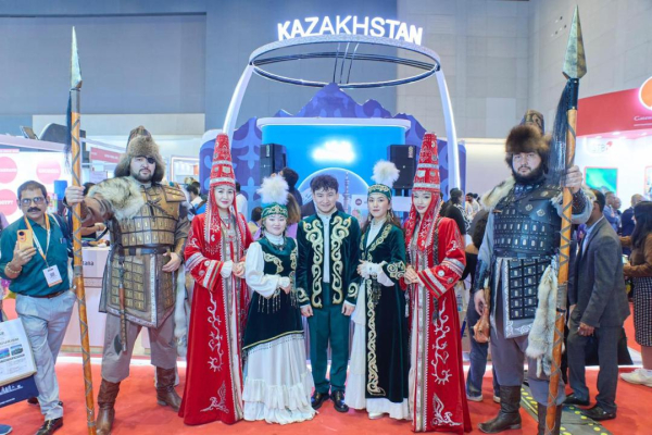 Алматы получил международную награду на туристической выставке в Мумбаи Алматы получил международную награду на туристической выставке в Мумбаи