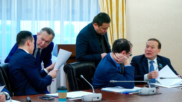 Обязательные лицензии и цифровой контроль: новые шаги по регулированию бизнеса