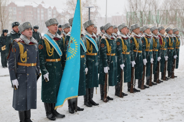 В Астане почтили память воинов батальона с таджикско-афганской границы В Астане почтили память воинов батальона с таджикско-афганской границы
