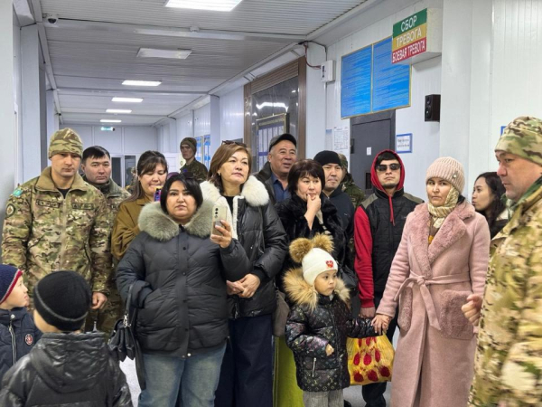 В Бейнеуском гарнизоне прошел День открытых дверей для родителей солдат В Бейнеуском гарнизоне прошел День открытых дверей для родителей солдат