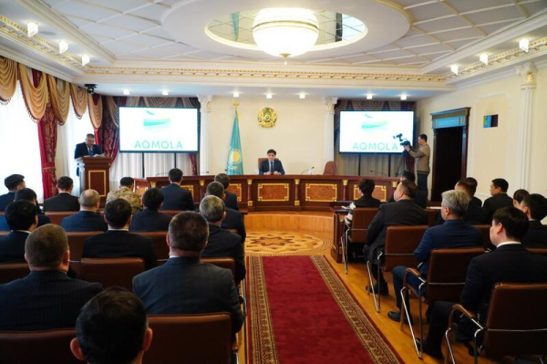 Акмолинская область включилась в обсуждение новой Конституции Казахстана Акмолинская область включилась в обсуждение новой Конституции Казахстана