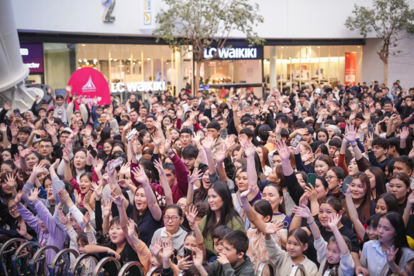 Молодежь Астаны собрала 10 тысяч человек на концерте за Конституционную реформу