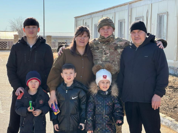 В Бейнеуском гарнизоне прошел День открытых дверей для родителей солдат В Бейнеуском гарнизоне прошел День открытых дверей для родителей солдат