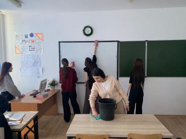 «Таза Қазақстан»: студенты Астаны провели масштабный субботник «Таза Қазақстан»: студенты Астаны провели масштабный субботник