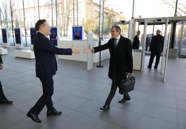 Непрекращающиеся атаки ВСУ ставят под угрозу безопасность Запорожской АЭС - "Росатом" Непрекращающиеся атаки ВСУ ставят под угрозу безопасность Запорожской АЭС - "Росатом"