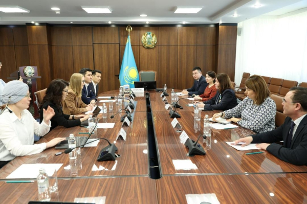 Казахстан внедряет технологии Google в школы Казахстан внедряет технологии Google в школы