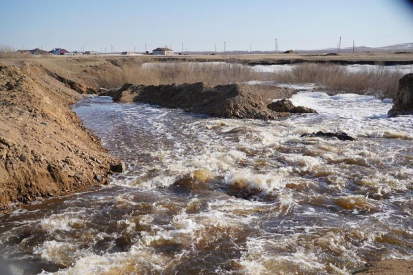 В Акмолинской области восстанавливают гидросооружения