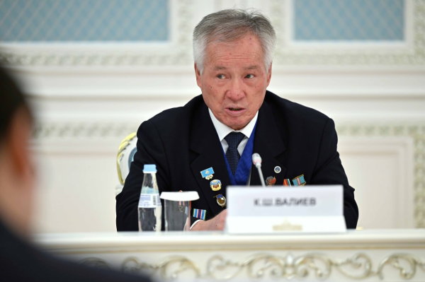 Ерванд Ильинский удостоен звания &laquo;Қазақстанның Еңбек Ері&raquo;