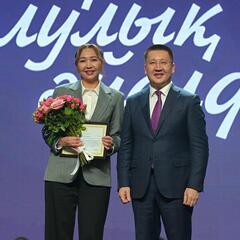 Женщин Павлодарской области наградили в канун 8 Марта