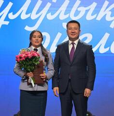 Женщин Павлодарской области наградили в канун 8 Марта