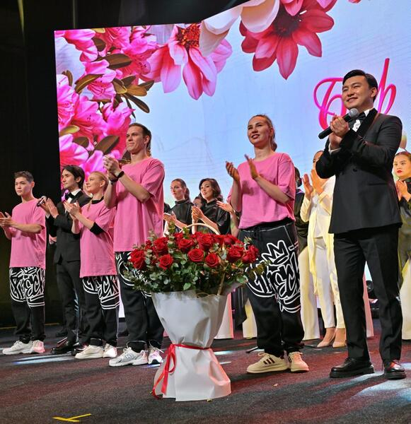 Женщин Павлодарской области наградили в канун 8 Марта