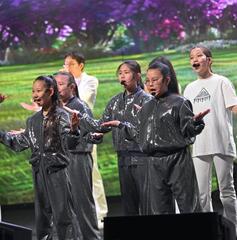 Женщин Павлодарской области наградили в канун 8 Марта