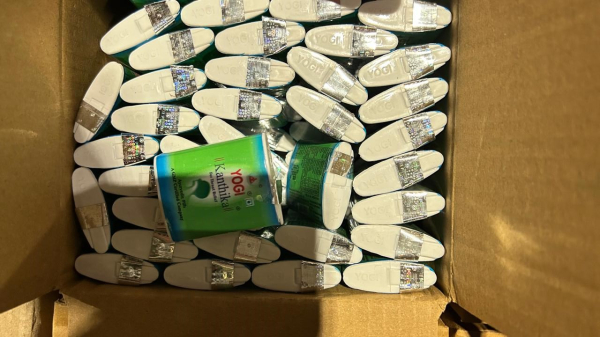 В аэропорту Алматы задержана крупная партия лекарств