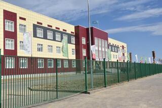 В Уиле открыли современный школьно-дошкольный комплекс