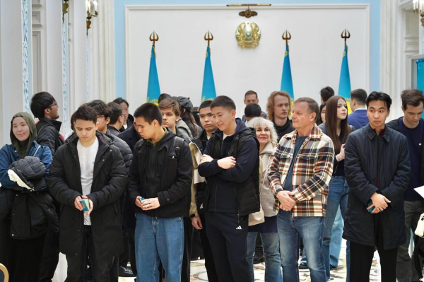 Глава коллегии ЕЭК Бакытжан Сагинтаев проголосовал на референдуме по Конституции