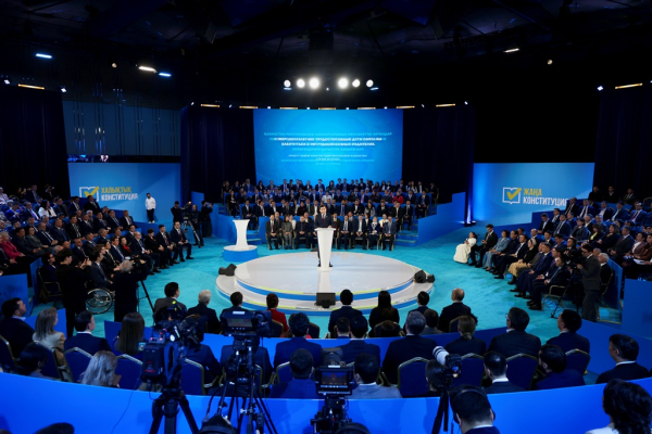 Миллионы казахстанцев приняли участие в обсуждении Народной Конституции