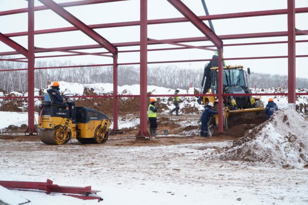 В Бурабайском районе ведется строительство крупной молочно-товарной фермы и завода по переработке молока