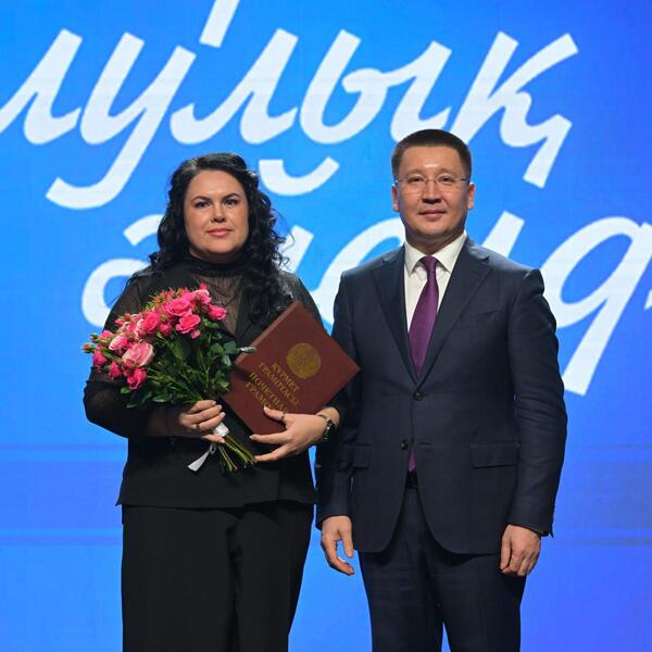 Женщин Павлодарской области наградили в канун 8 Марта