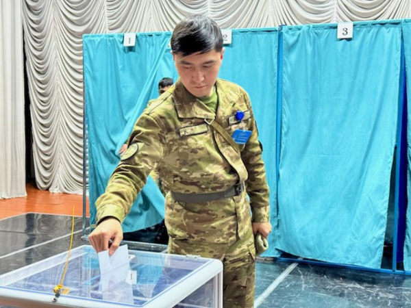 В Алматы курсанты Военно-инженерного института показали пример гражданской активности В Алматы курсанты Военно-инженерного института показали пример гражданской активности