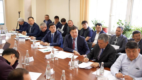 Каналы и скважины: подготовка к вегетации в Туркестане