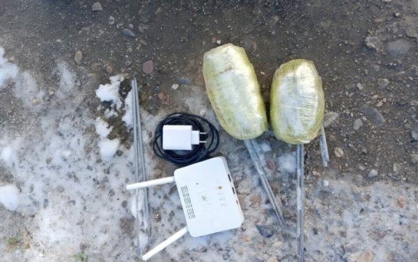 Военные пресекли переброс запрещённых предметов в колонию Военные пресекли переброс запрещённых предметов в колонию