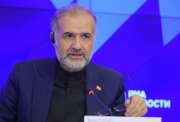 Путин может встретиться с лидером Ирана на Каспийском саммите - посол в РФ Джалали