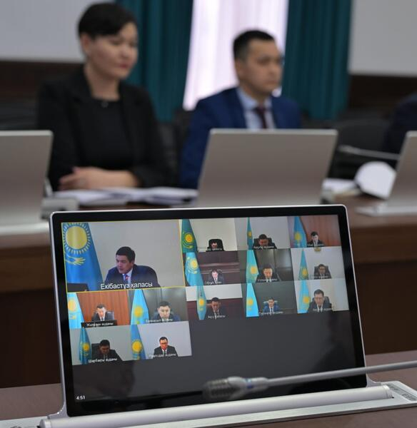 Аким области Асаин Байханов провел совещание по вопросам реализации проектов нового строительства, реконструкций и капитальных ремонтов