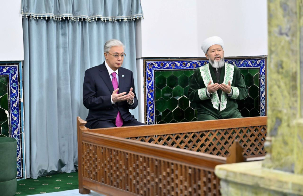 Культурная миссия: Токаев посетил Туркестанскую область Культурная миссия: Токаев посетил Туркестанскую область