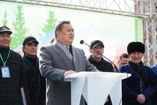 Рекордное число танцоров исполнили қара жорға в г. Кокшетау Рекордное число танцоров исполнили қара жорға в г. Кокшетау