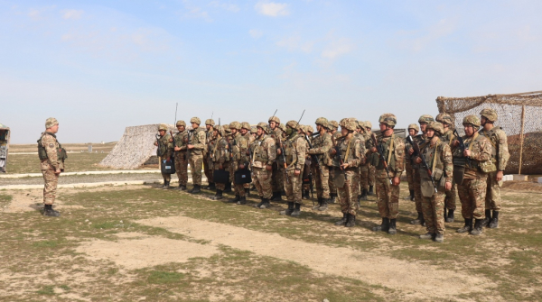 На полигоне «Арыс» прошло ротно-тактическое учение На полигоне «Арыс» прошло ротно-тактическое учение