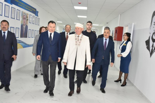 В Уиле открыли современный школьно-дошкольный комплекс