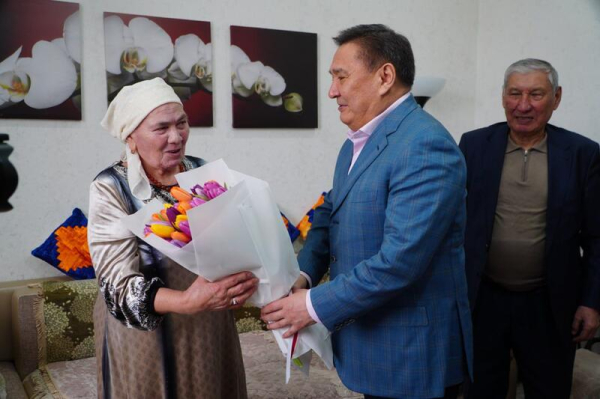 Поздравления с 8 Марта получили ветераны г. Кокшетау